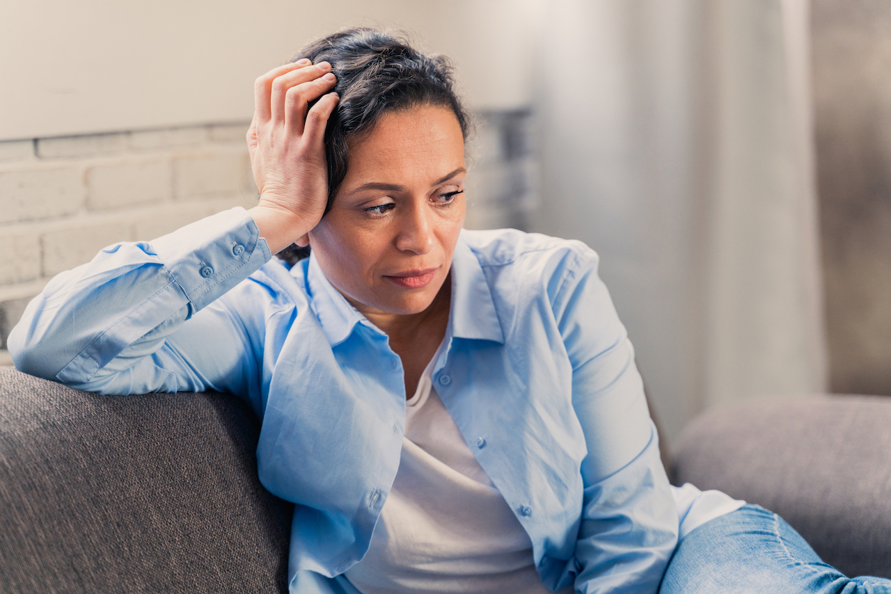 Woman with depression and relationship problems - Psychoterapist studio, psychologist on a session with patient